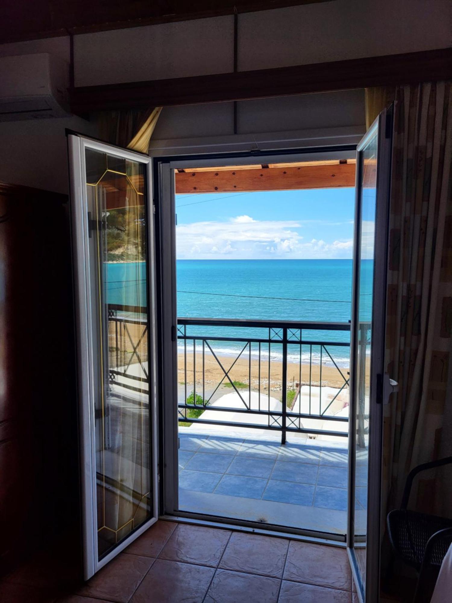 Maria Apartments Agios Georgios Pagon Rom bilde